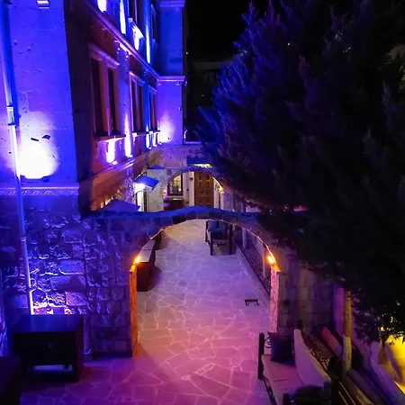 Alaturca House